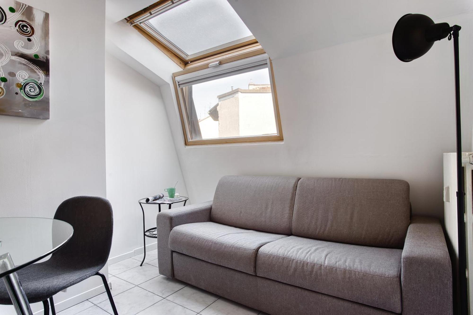 Cozy One Bedroom Apt Close 2 Public Transportation Milan Exterior photo